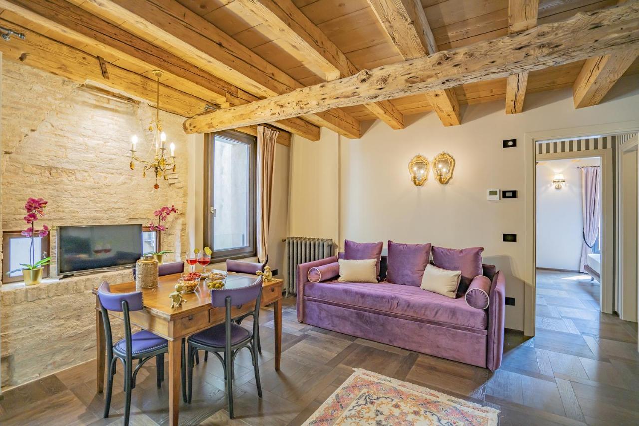 Corte Rubbi 8 Luxury Two-Bedroom Apartment -Dimora Italia - Βενετία Εξωτερικό φωτογραφία