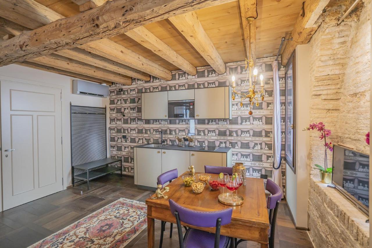 Corte Rubbi 8 Luxury Two-Bedroom Apartment -Dimora Italia - Βενετία Εξωτερικό φωτογραφία